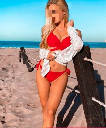 Диночка, 32 года